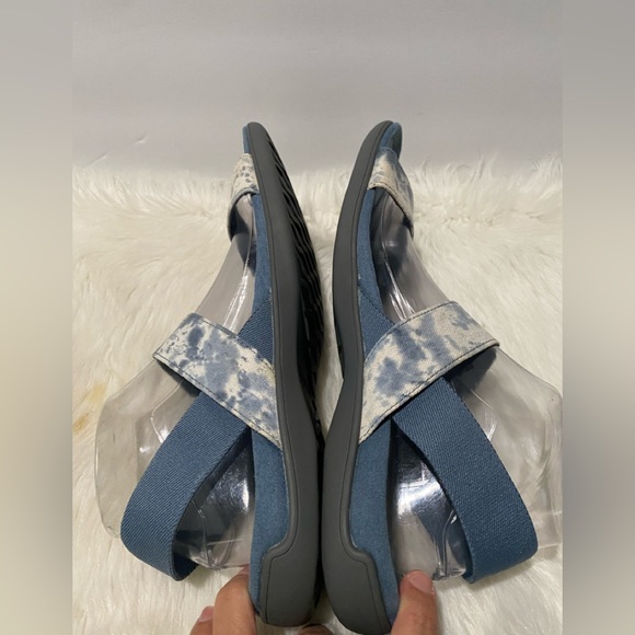 Merrell Sandals - Picture 3 of 6